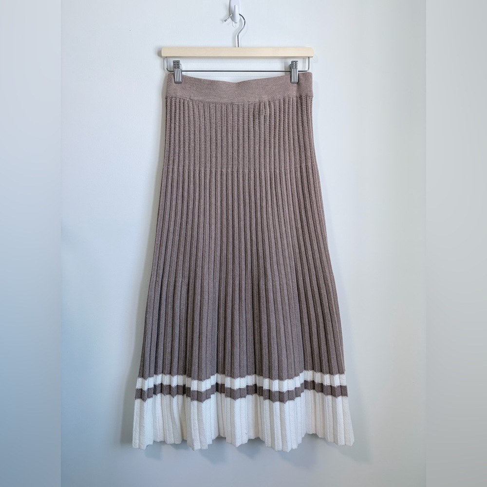 Ribbed Knit A-Line Midi Skirt in Taupe and White